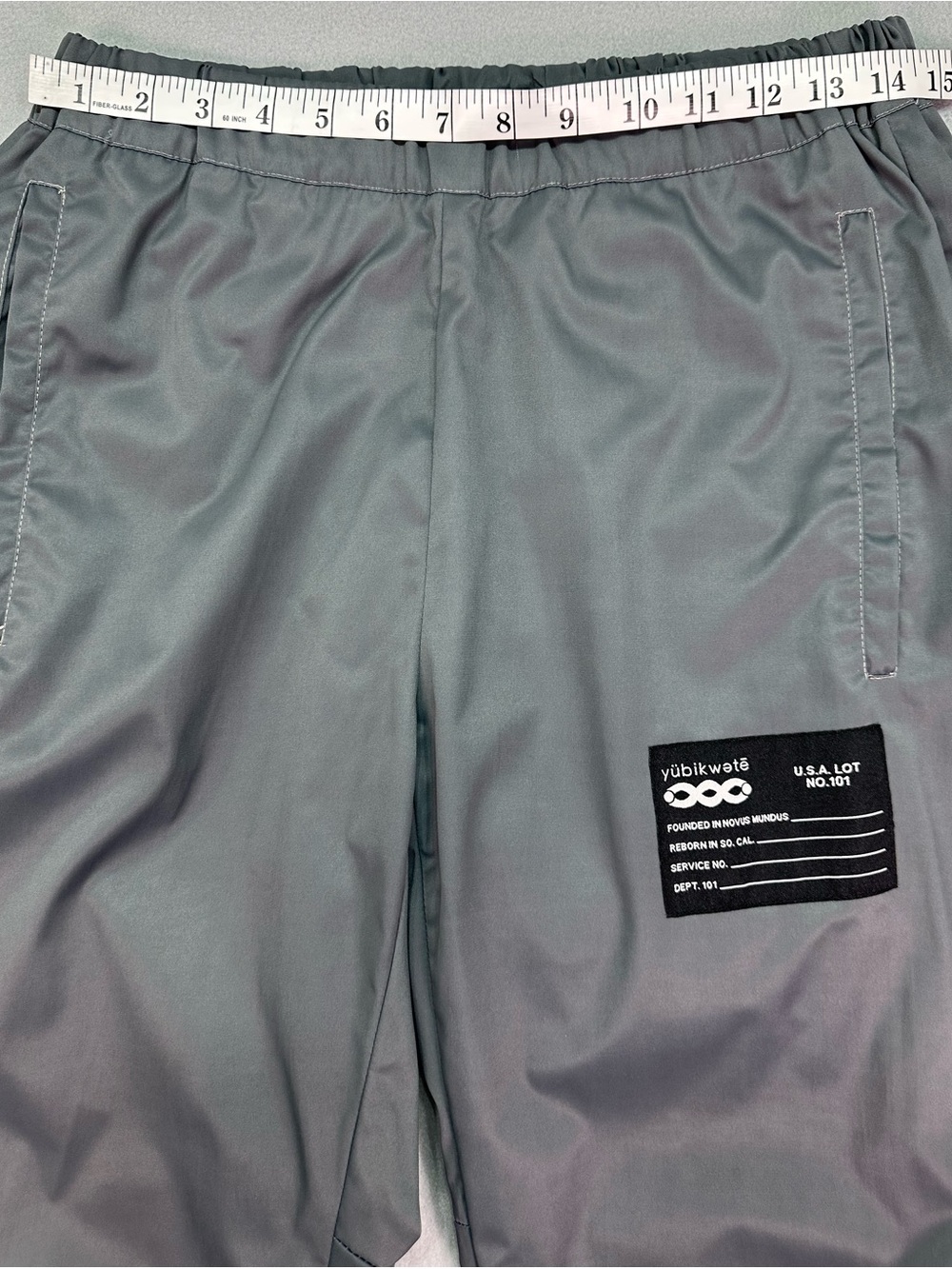 Yubikwate Men's Green Gray Lightweight Joggers with Patch Detail Size Medium - Picture 13 of 14